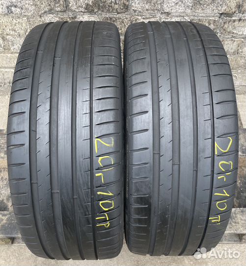 Michelin Pilot Sport 4 235/45 R19