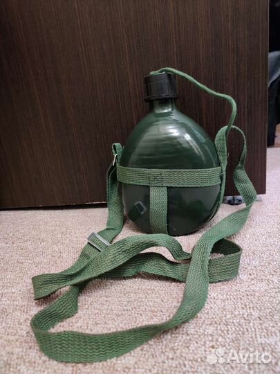 Фляжка армейская