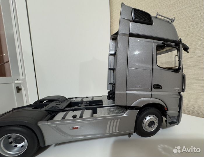 Мерседес Mercedes Actros Gigaspace NZG 1.18