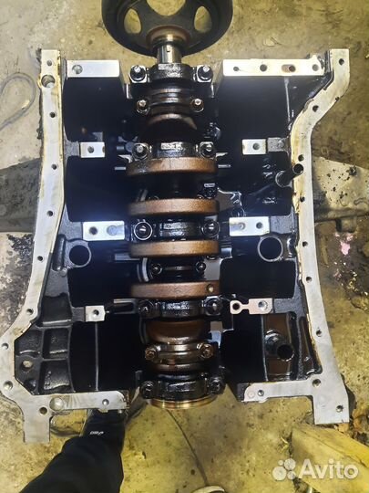 Блок цилиндров с коленвалом Mercedes W204 271.820