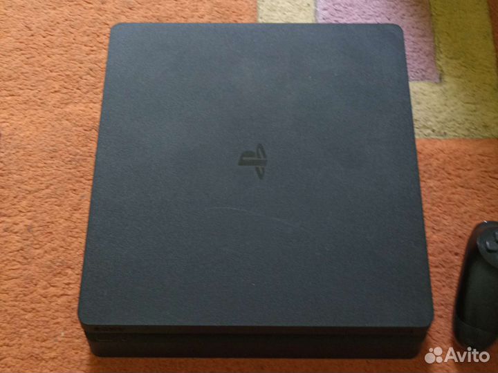Sony PlayStation 4 slim