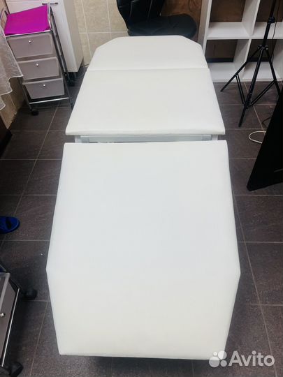 Кушетка косметологическая