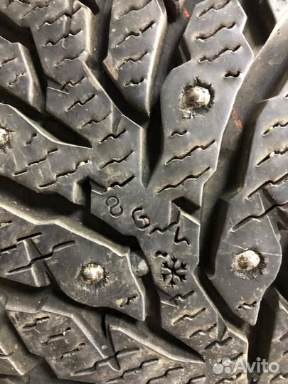 Nokian Tyres Hakkapeliitta 9 225/55 R17 101T