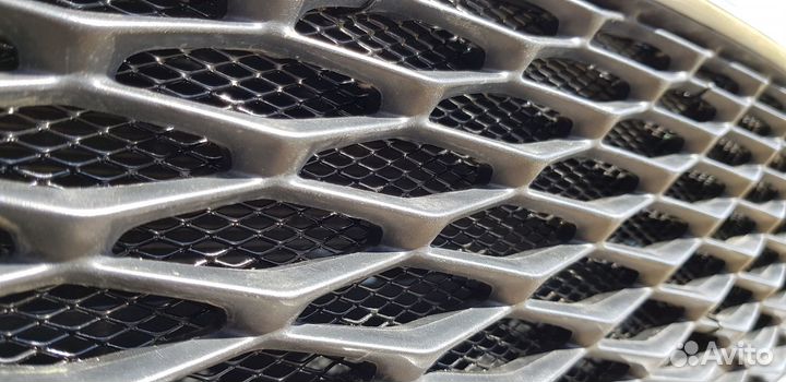 Установка защитной сетки радиатора