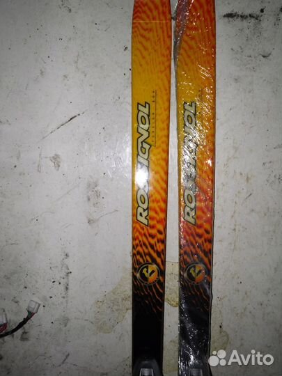Лыжи rossignol испания 183 см с креплениями