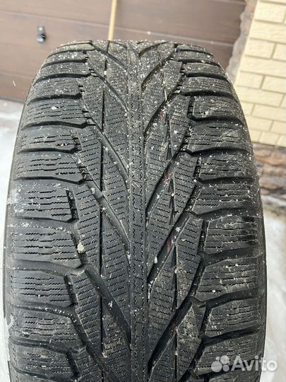 Nokian Tyres Hakkapeliitta R2 SUV 275/50 R20 35P