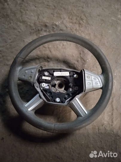 Руль Mercedes ML 350