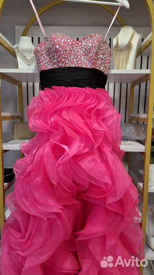 Выпускное платье барби в цвете фуксия с объемной ю