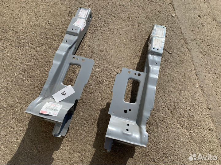 Кронштейн передней панели Tiggo 5 (T21)