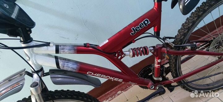 Jeep Cherokee Sport 26-Inch Mountain Bike