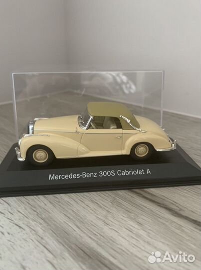 Mercedes-Benz 300S Cabriolet A Beige (масштаб 1:43