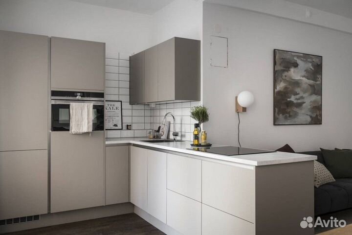 Кухни с антресолями