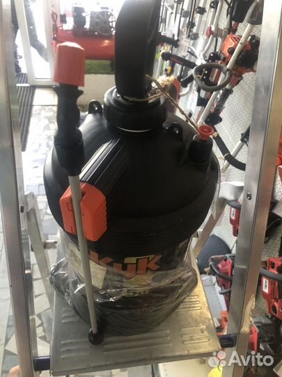 Опрыскиватель Жук 5л оп-220