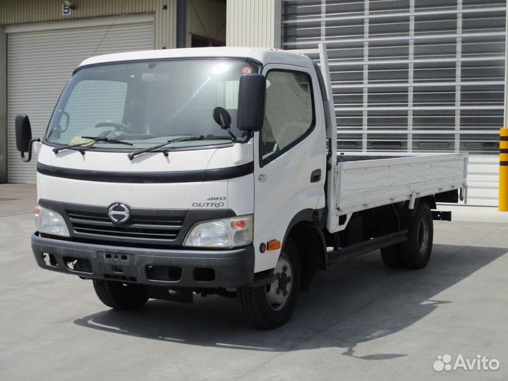 Hino 300 (Dutro), 2010