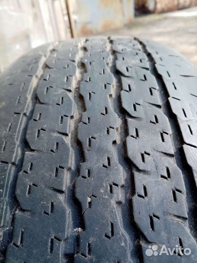 Bridgestone Dueler H/T 245/70 R16