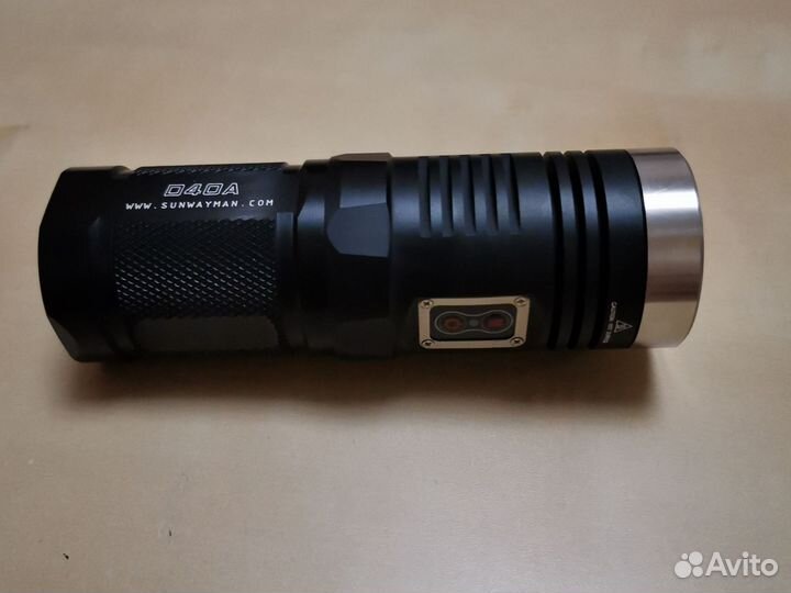 Фонарь Sunwayman D40A