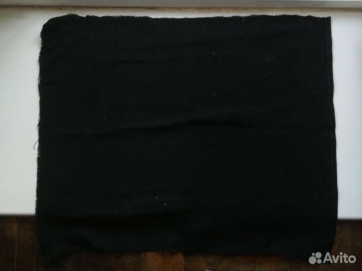 Обивочная ткань офисной мебели 70на60 чёрная бу