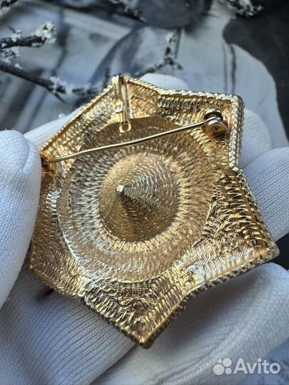 Винтажная брошь кулон с крупным кристаллом