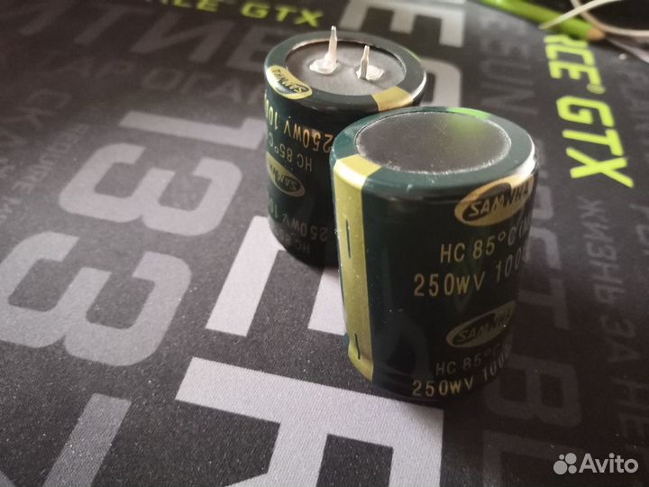 Электролитические конденсаторы 250В