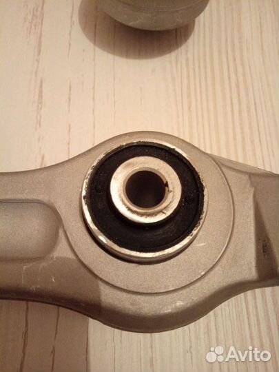 Рычаг подвески на Volkswagen, Шкода, Ауди А4, А6