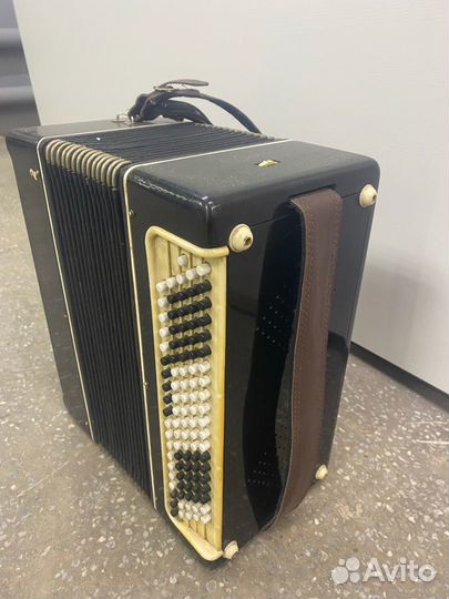 Гармонь баян