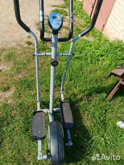 Эллиптический тренажер