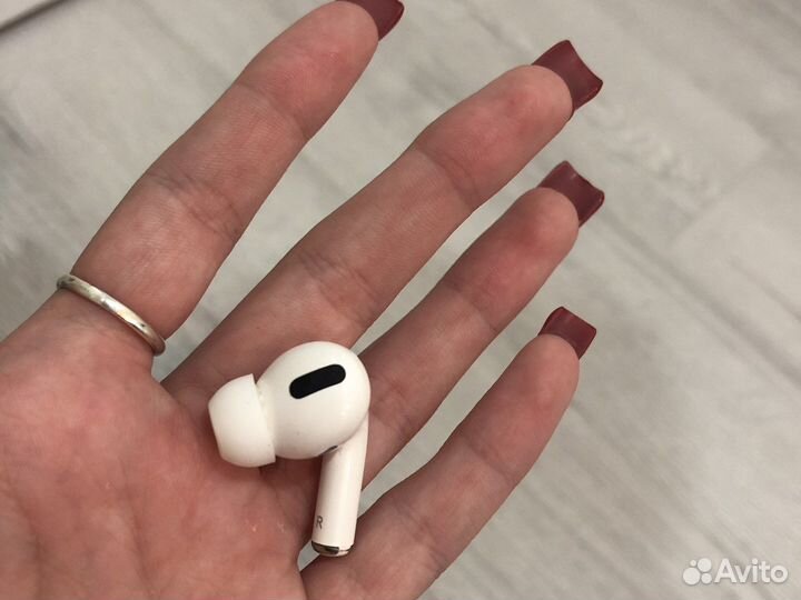 Наушники iPhone про