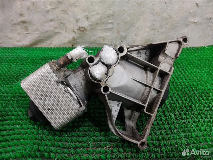 Кронштейн масляного фильтра Audi Q7 (4LB) 2008