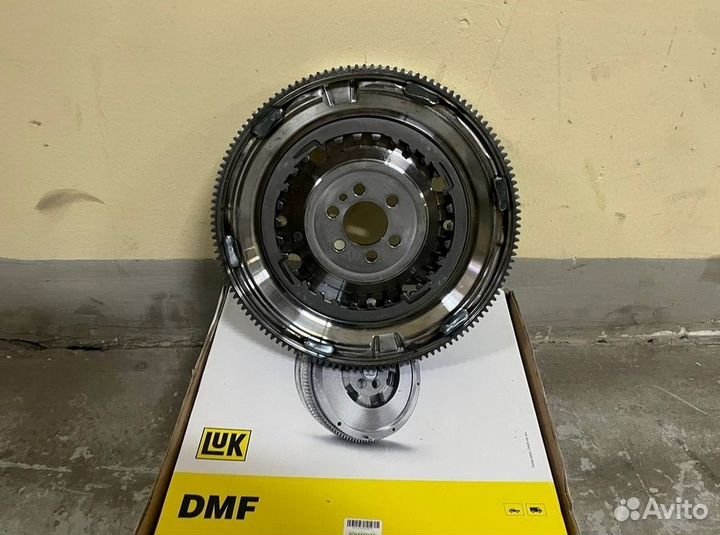 Маховик двухмассовый LUK 4150521090 DSG7 132,6