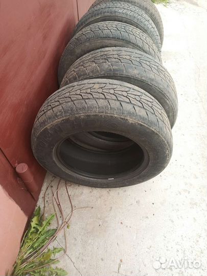 Nexen Roadian HP 215/65 R16 102H