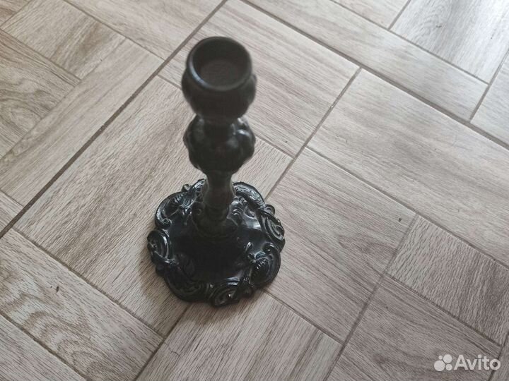 Подсвечник