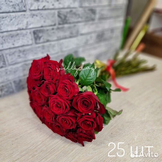 Букет 25 роз/ Розы/ Цветы Розы/ Цветы с доставкой