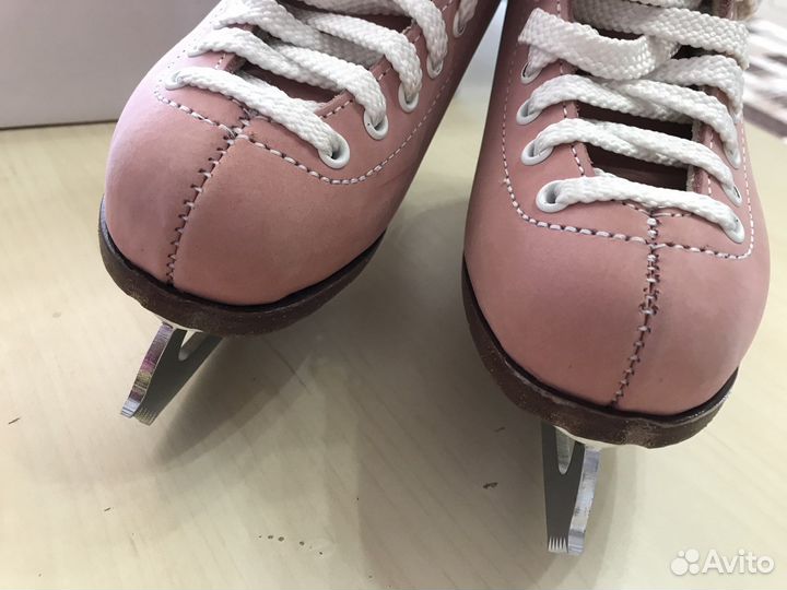 Коньки для фигурного катания 32 размер