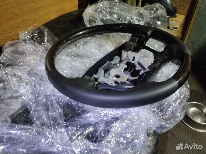 Руль Toyota Land Cruiser 200