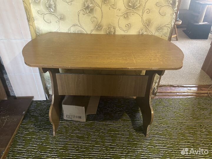 Компьютерный стол