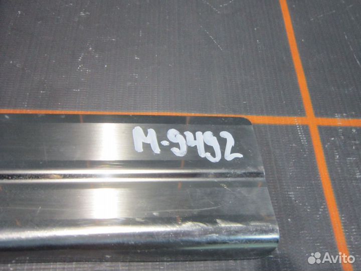 Накладка порога - Toyota RAV 4