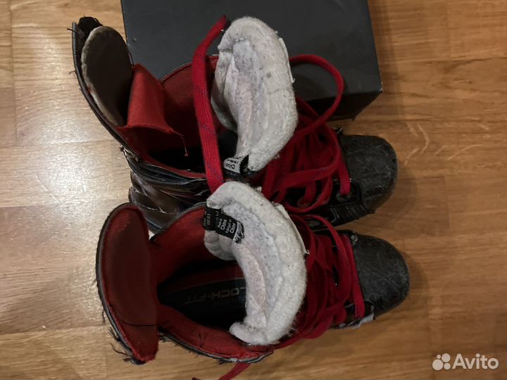 Коньки Bauer X800 размер 2,5D