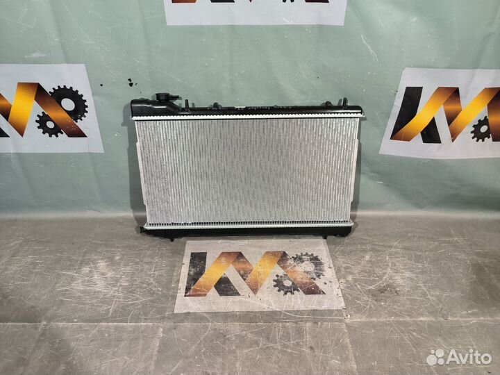 Субару Форестер 2.0 2005- Радиатор основной 30612