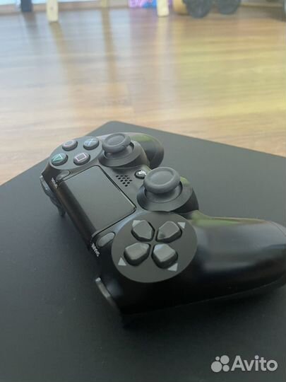 Sony playstation 4 slim 1tb, 8 дисков + 66 игр