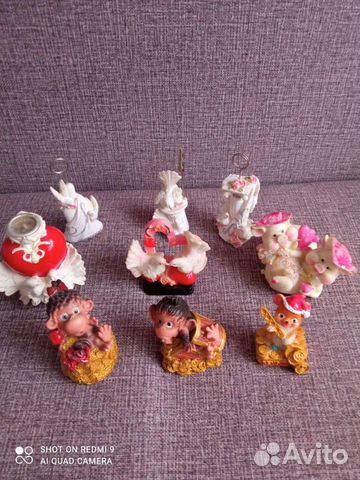 Мини статуэтки( пластик.)