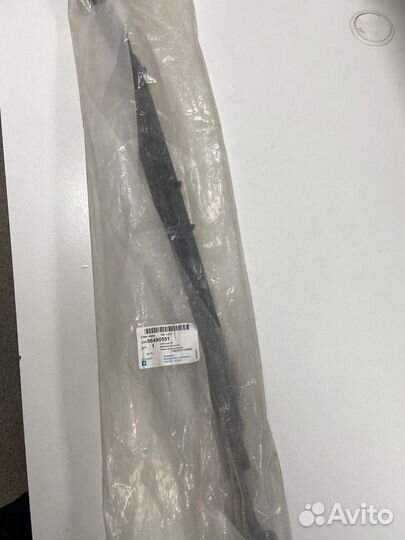 Накладка переднего бампера нижняя aveo T250