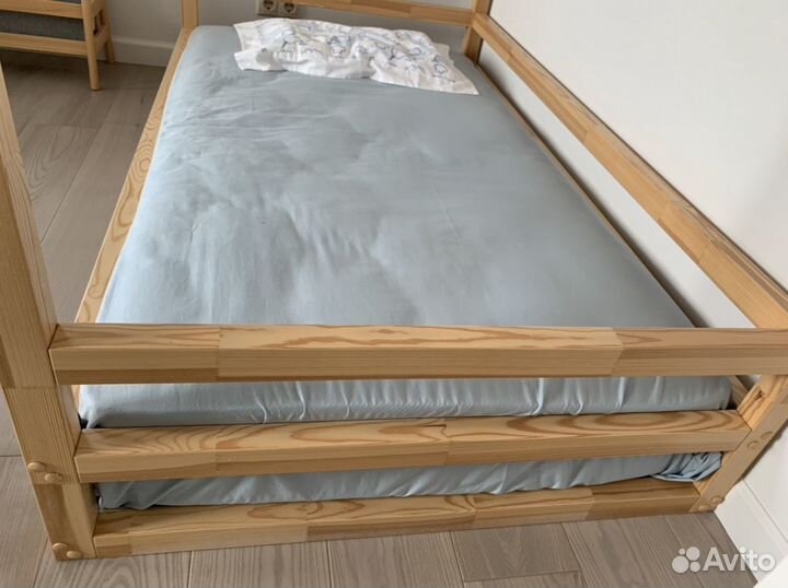 Кровать детская