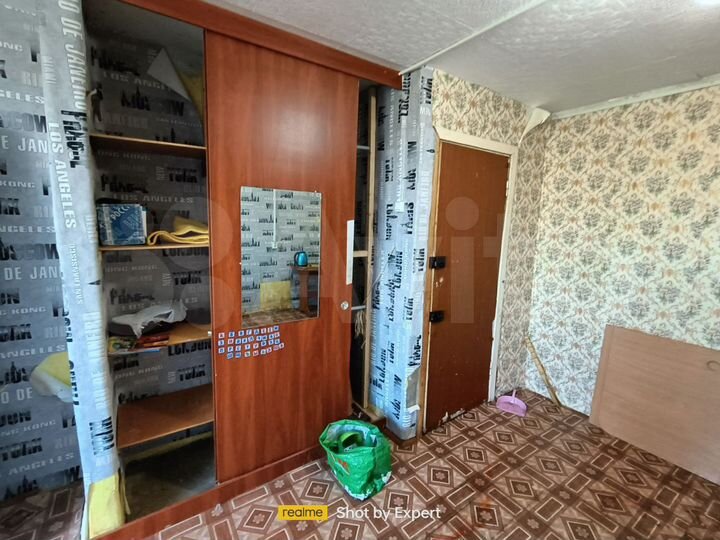 Комната 19 м² в 8-к., 5/12 эт.