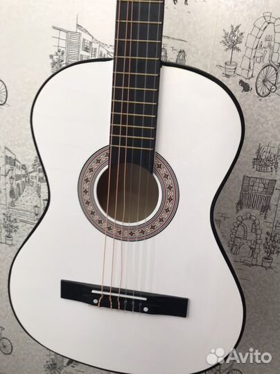 Акустическая гитара