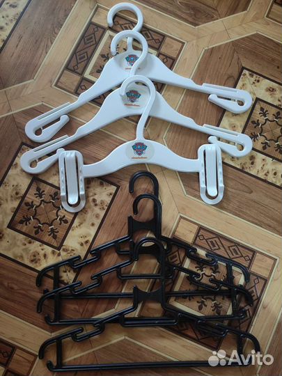 Вешалки