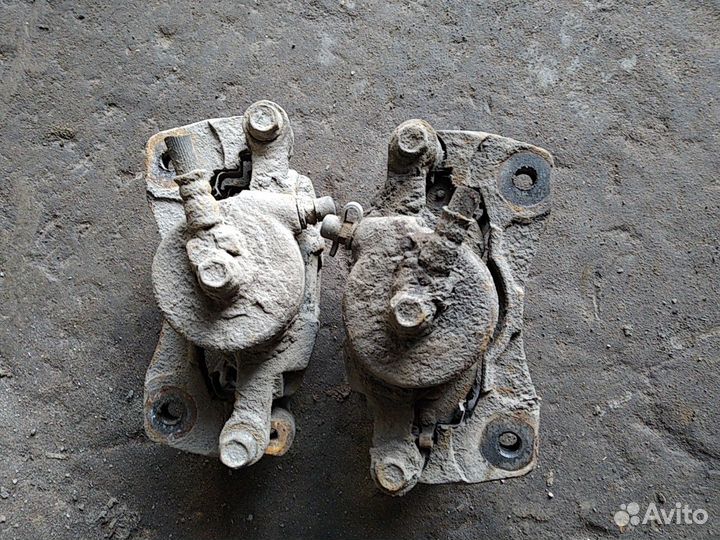 Тормозной суппорт Chevrolet Lacetti