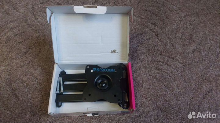 Кронштейн для телевизора поворотный Kromax