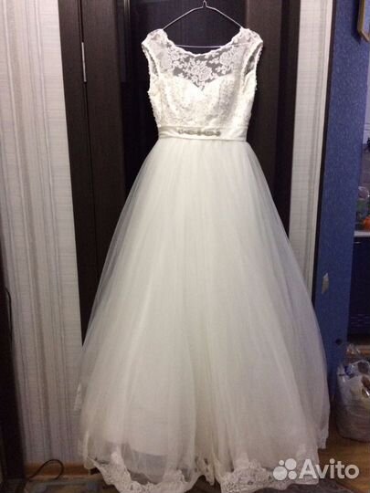Продам свадебное платье