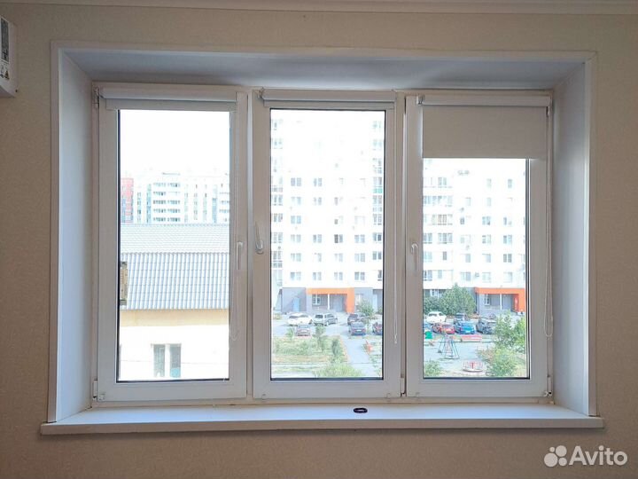 Окно пластиковое трехстворчатое бу