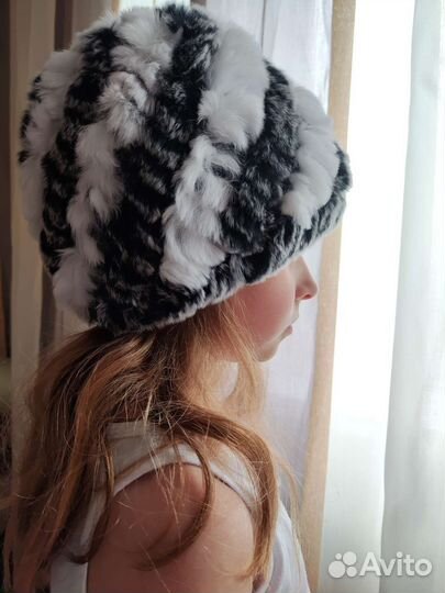 Шапка из натурального меха кролика женская